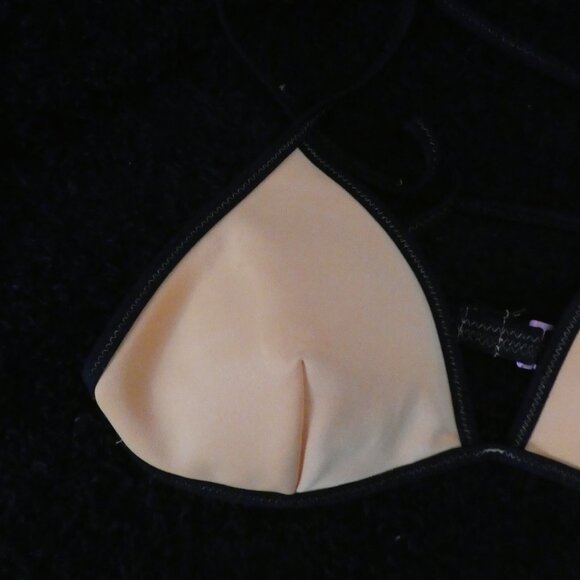 Unbranded | small | Padded Orange Bikini Top | Black Trim - Picture 5 of 10